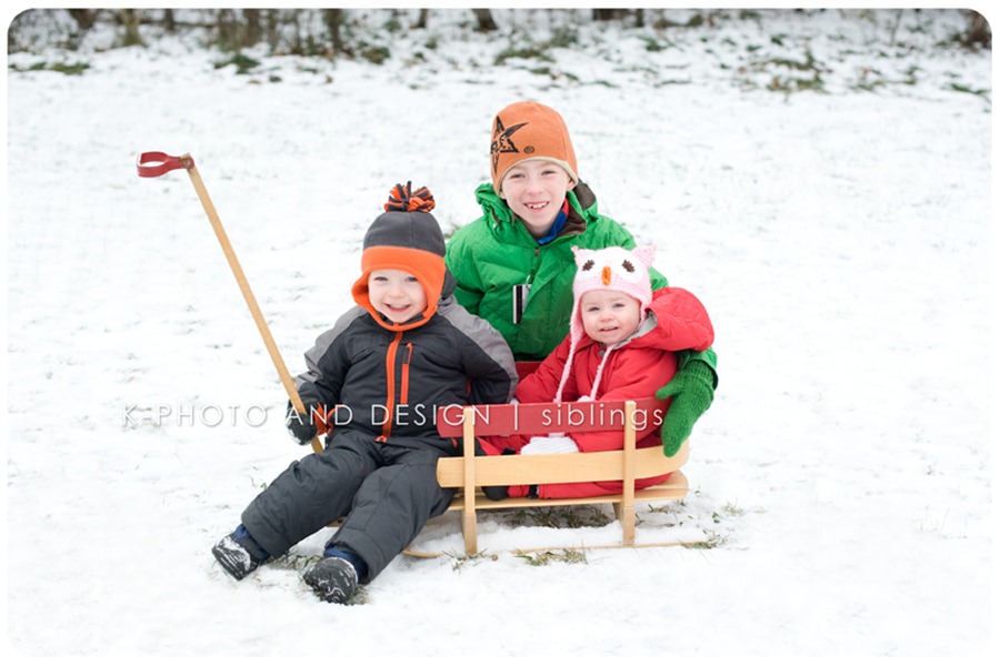 kids in the snow